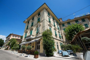  Hotel Corallo  Монтекатини Терме